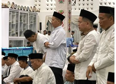 Gambar header Peringati Hari Jadi Ke-69 Kalteng dan Tahun Baru Islam 1448 H, Jajaran Badan Kesbangpol Hadiri Salat Hajat Bersama